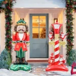 Nutcracker Soldier & Street Light Foil Balloons – 2pcs Standing Christmas Decorations